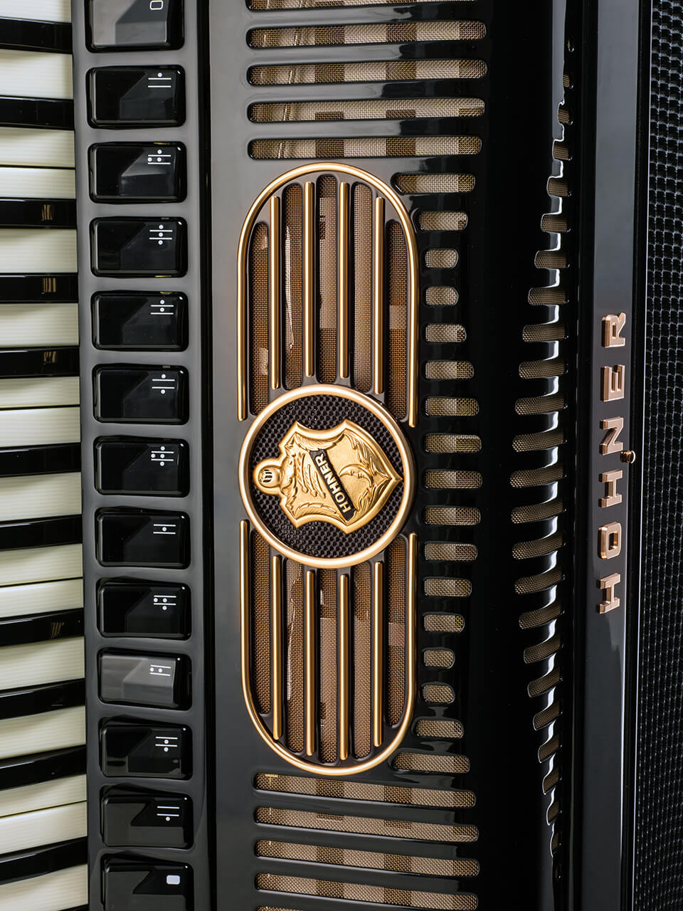 Hohner_Gola_Atmo_03.jpg